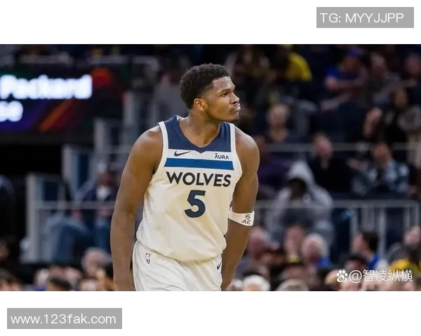 真给机会呀!森林狼仅领先1分 爱德华兹关键两罚罕见全丢!
