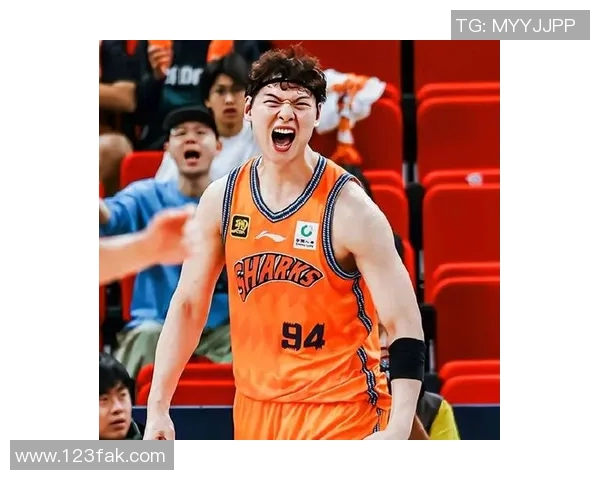 上海男篮杯赛晋级之路：连续两年打进决赛 王哲林洛夫顿率队力争卫冕